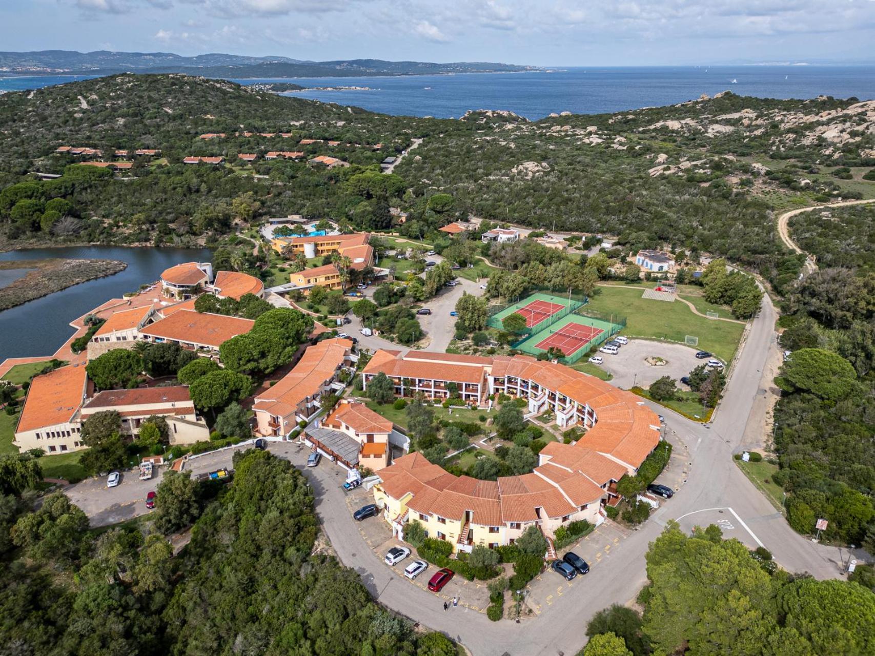 Felix Hotels - Residence Hotel Costa Serena Палау Екстер'єр фото